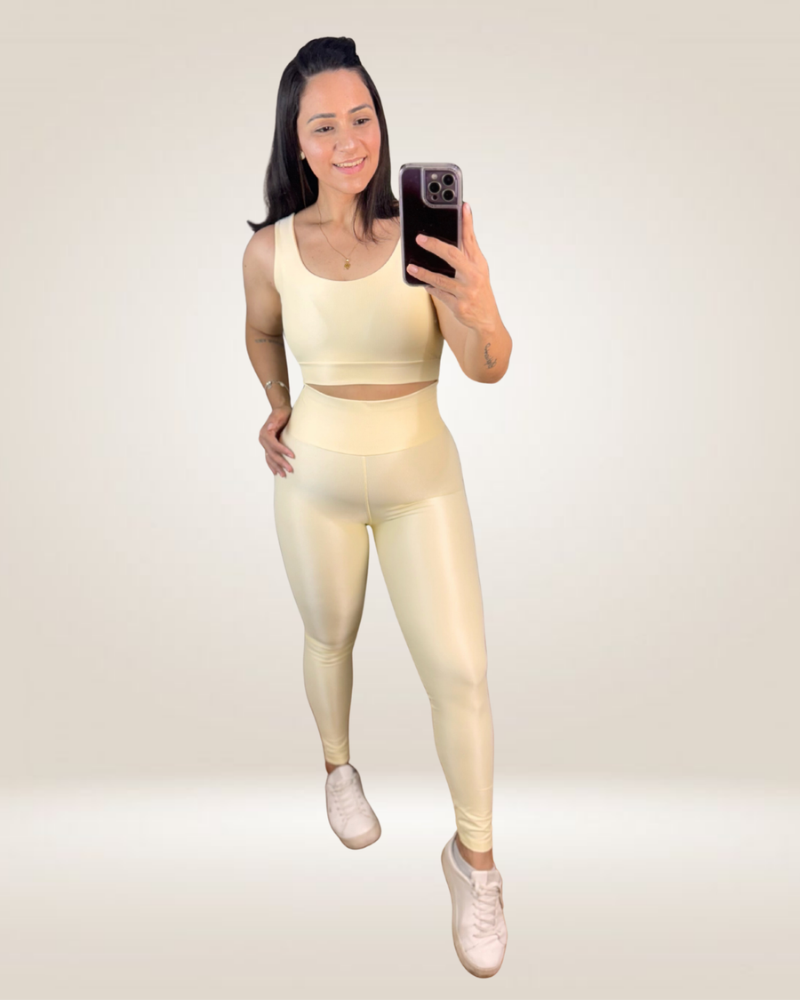 CONJUNTO LEGGING AVELUDADO COMPRESSÃO - AMARELO MANTEIGA